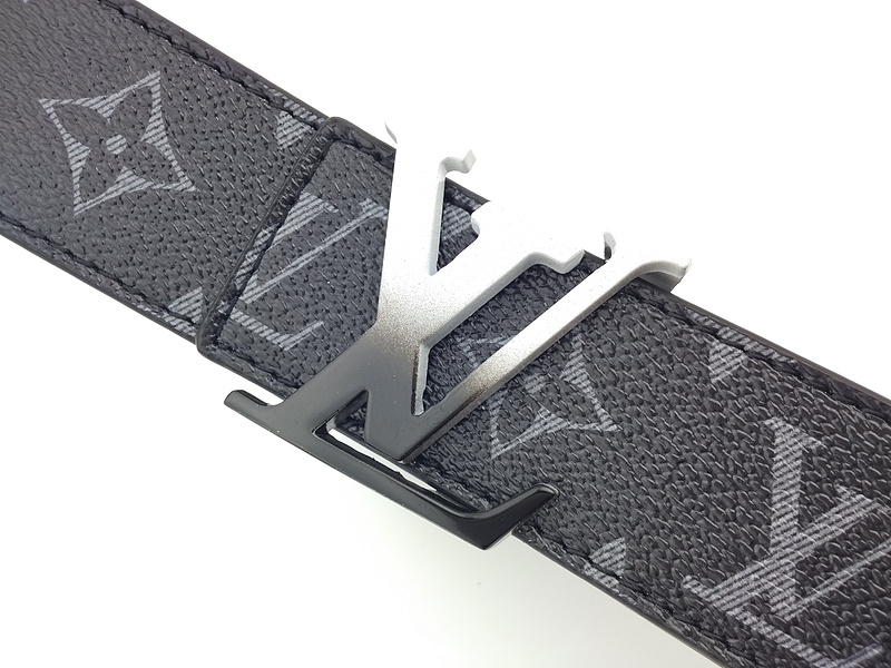 Replica Louis Vuitton Belt L206-80 38Mm White