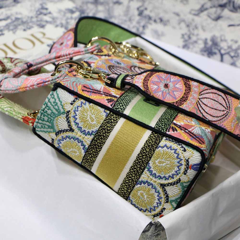 Replica Dior Aaa-In Light Medium Lady D-Lite Bag M8003/Embroidery