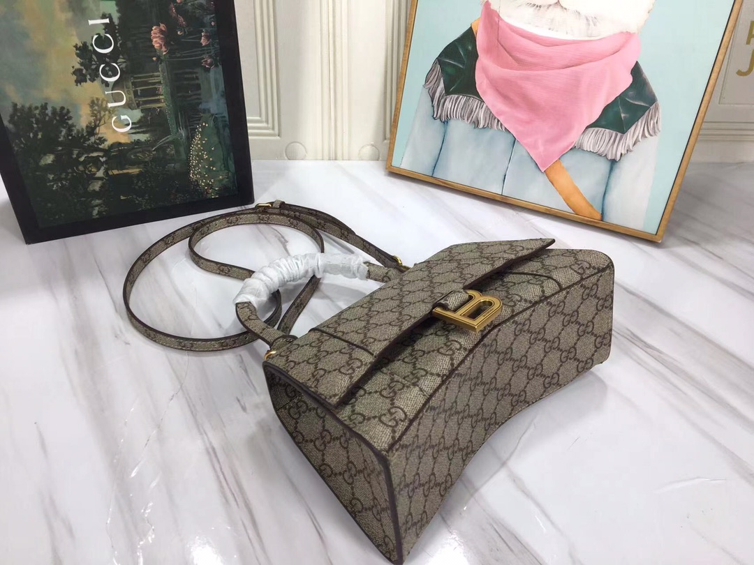 Replica Gucci The Hacker Project Small Hourglass Bag