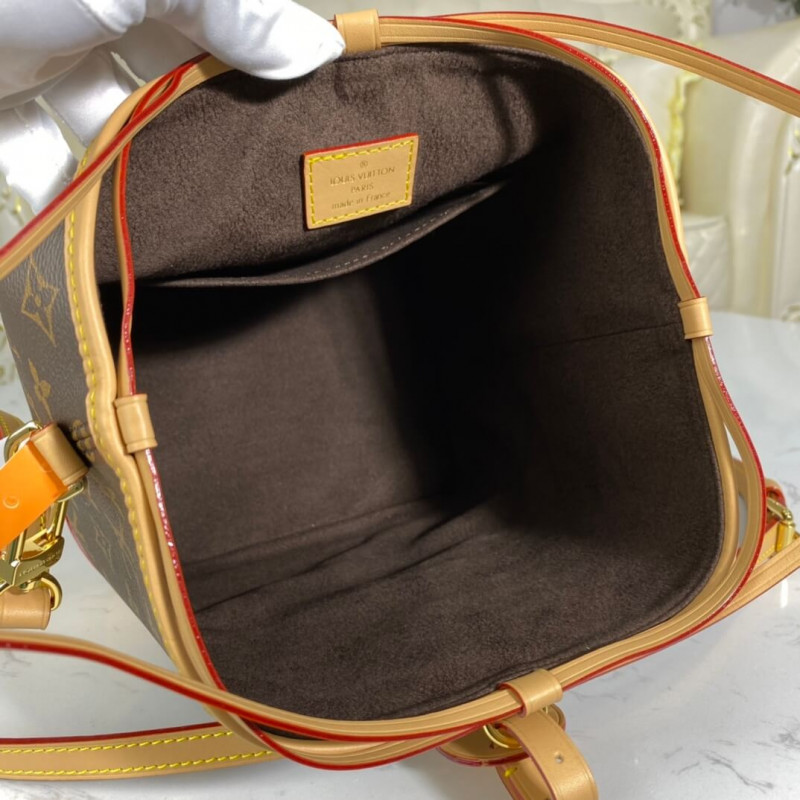 Replica Louis Vuitton Monogram Canvas Bucket Bag M45550