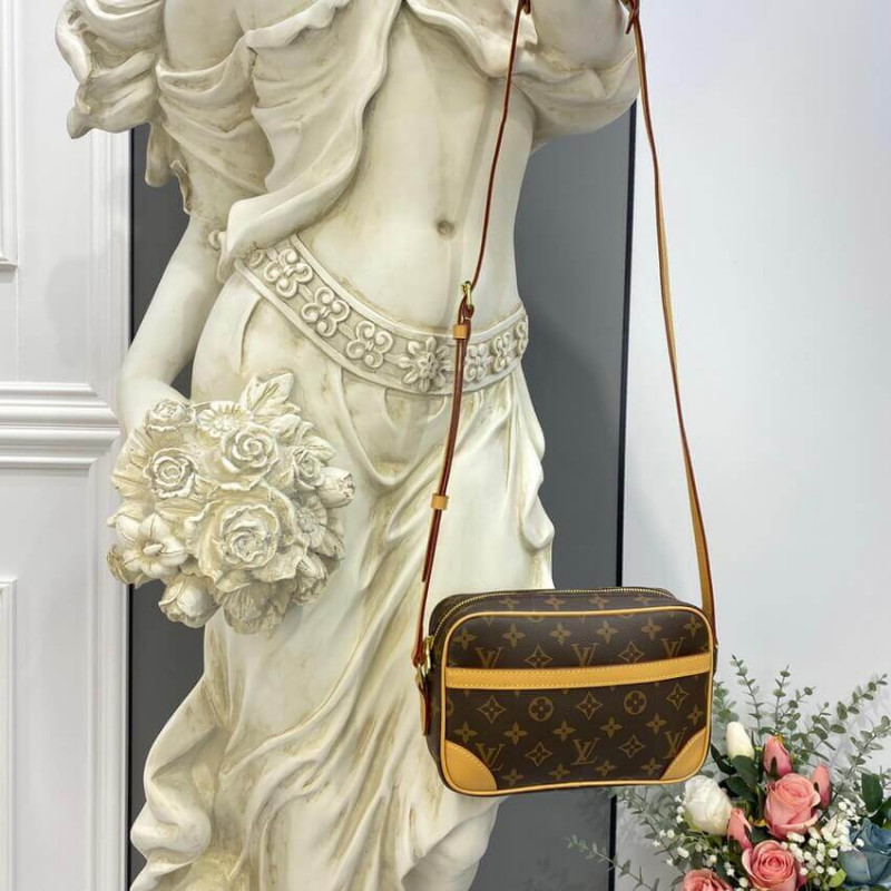 Replica Louis Vuitton Monogram Trocadero 23 Shoulder Bag M51276
