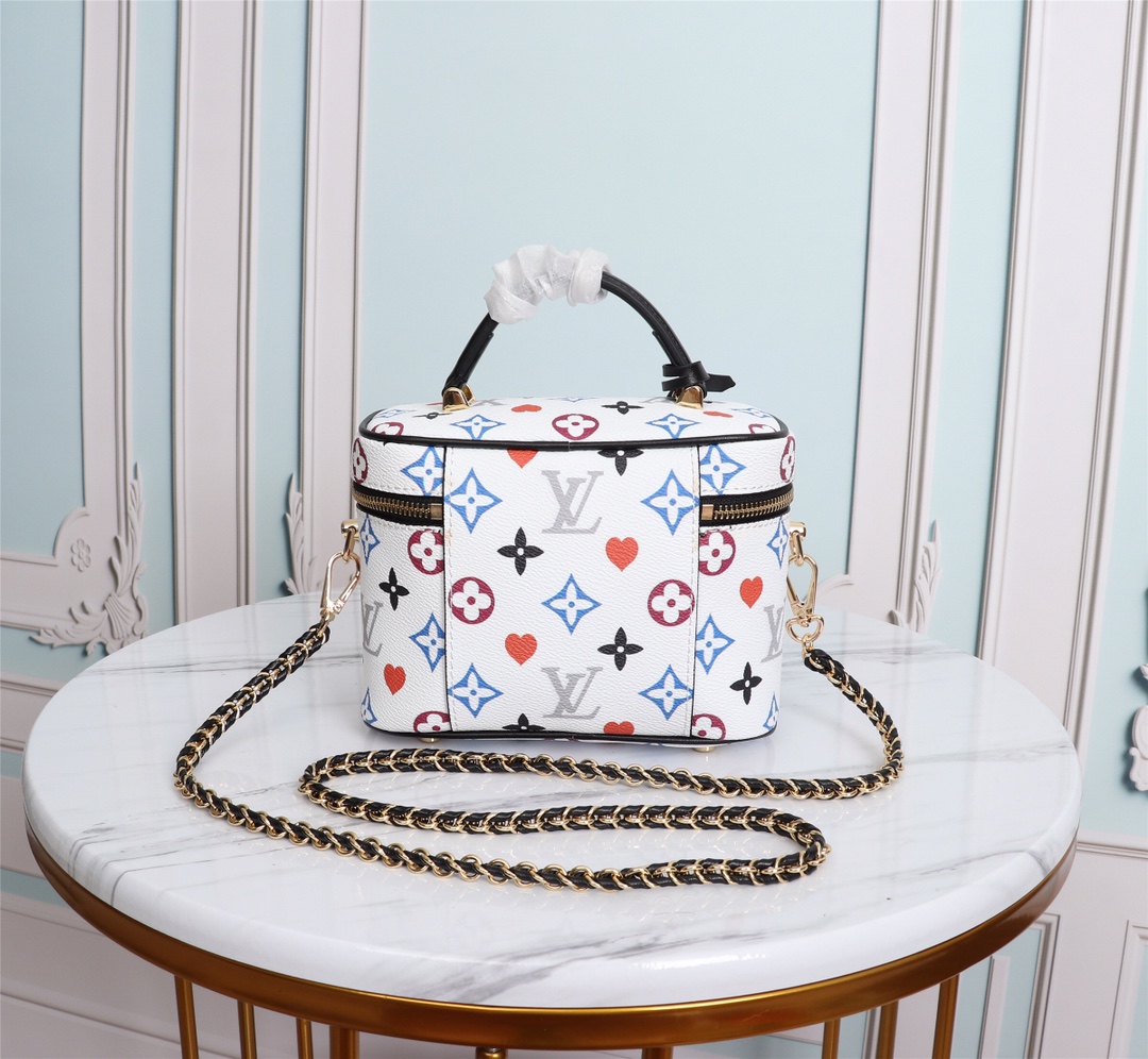 Replica Louis Vuitton Game On Vanity Pm M57482 Black/White