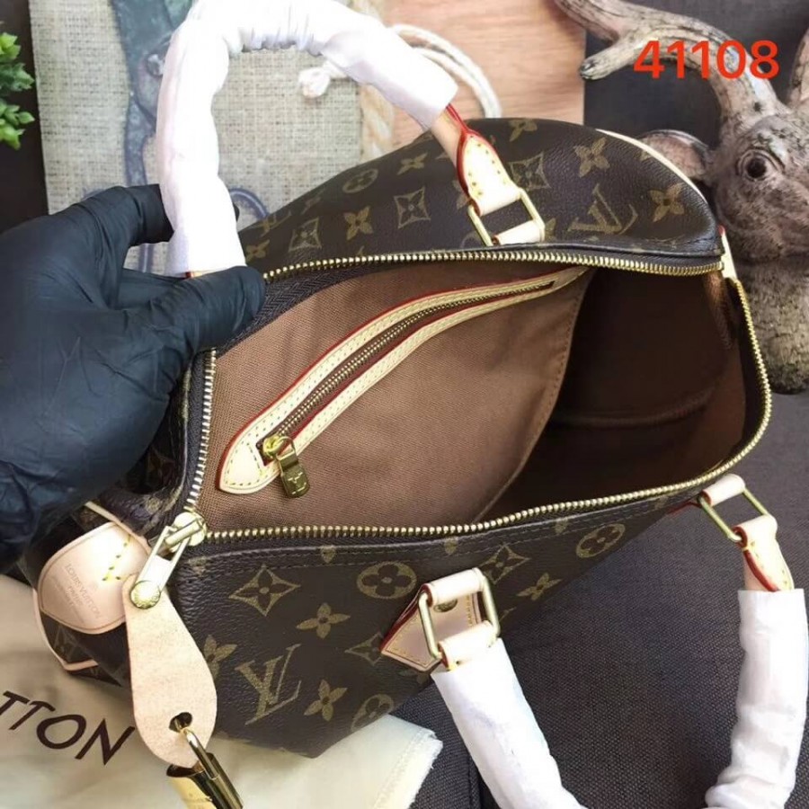 Replica Louis Vuitton Monogram Canvas Speedy 30 M41108