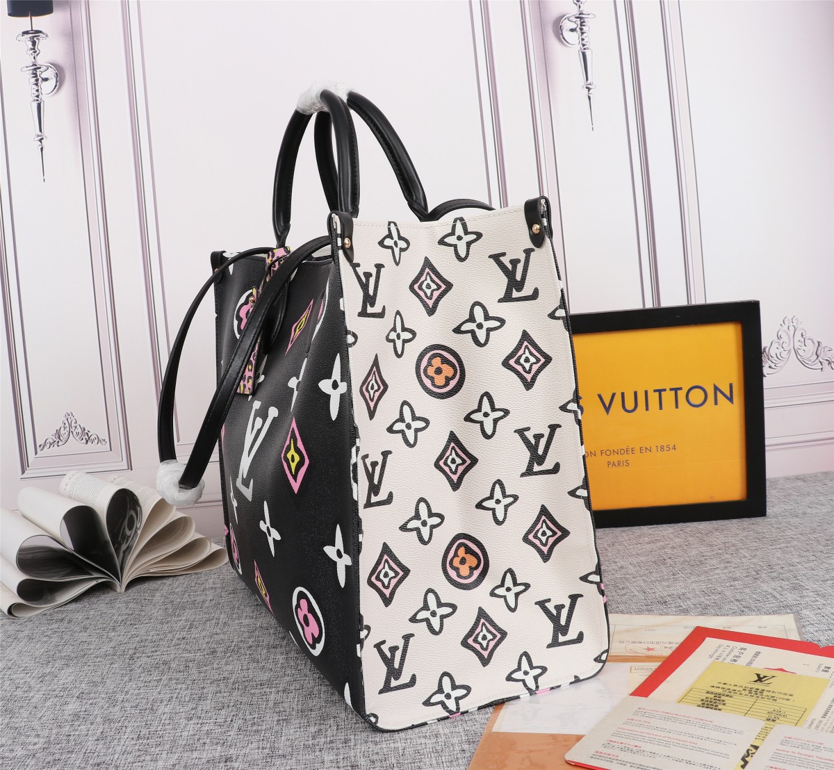 Replica Louis Vuitton Onthego Gm Carryall Black/Brown