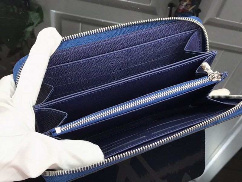 Replica Louis Vuitton Escale Zippy Wallet M69110