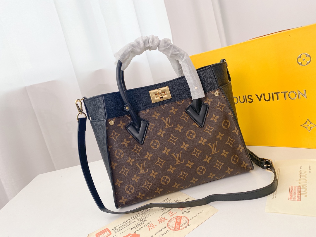 Replica Louis Vuitton On My Side M53827