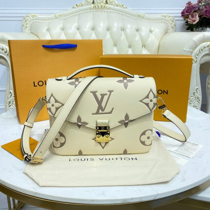 Replica Louis Vuitton Pochette Metis M45596