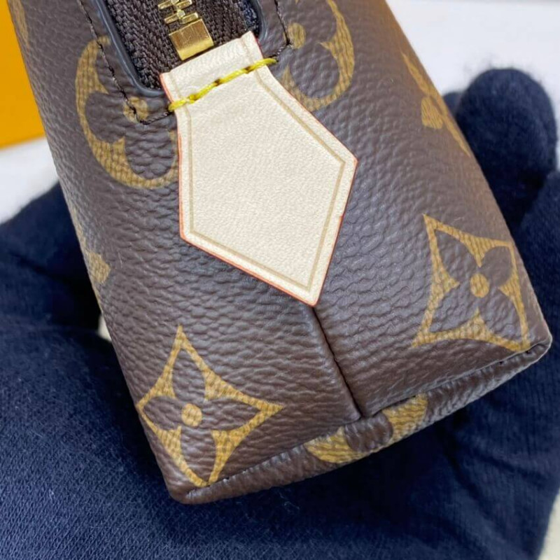 Replica Louis Vuitton Cosmetic Pouch Gm M47353