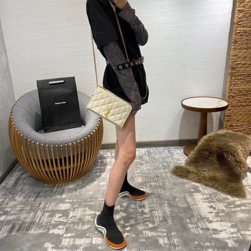 Replica Saint Laurent Becky Chain Wallet In Quilted Lambskin 585031