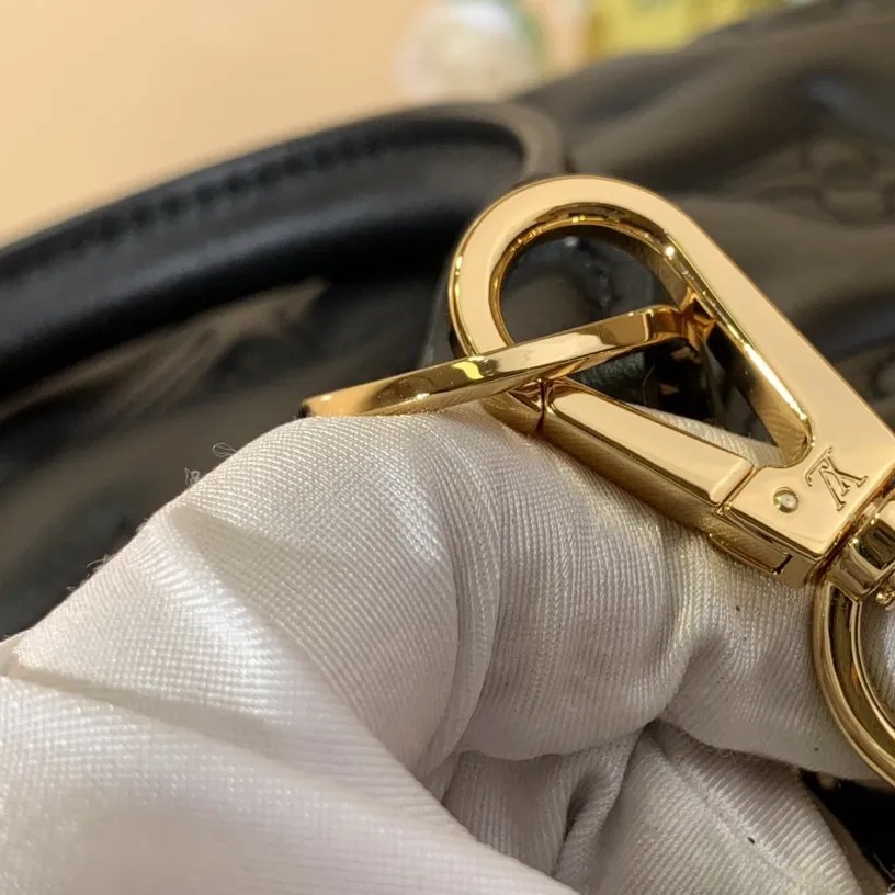 Replica Louis Vuitton Quilted and embroidered smooth calf leather Alma BB M59793