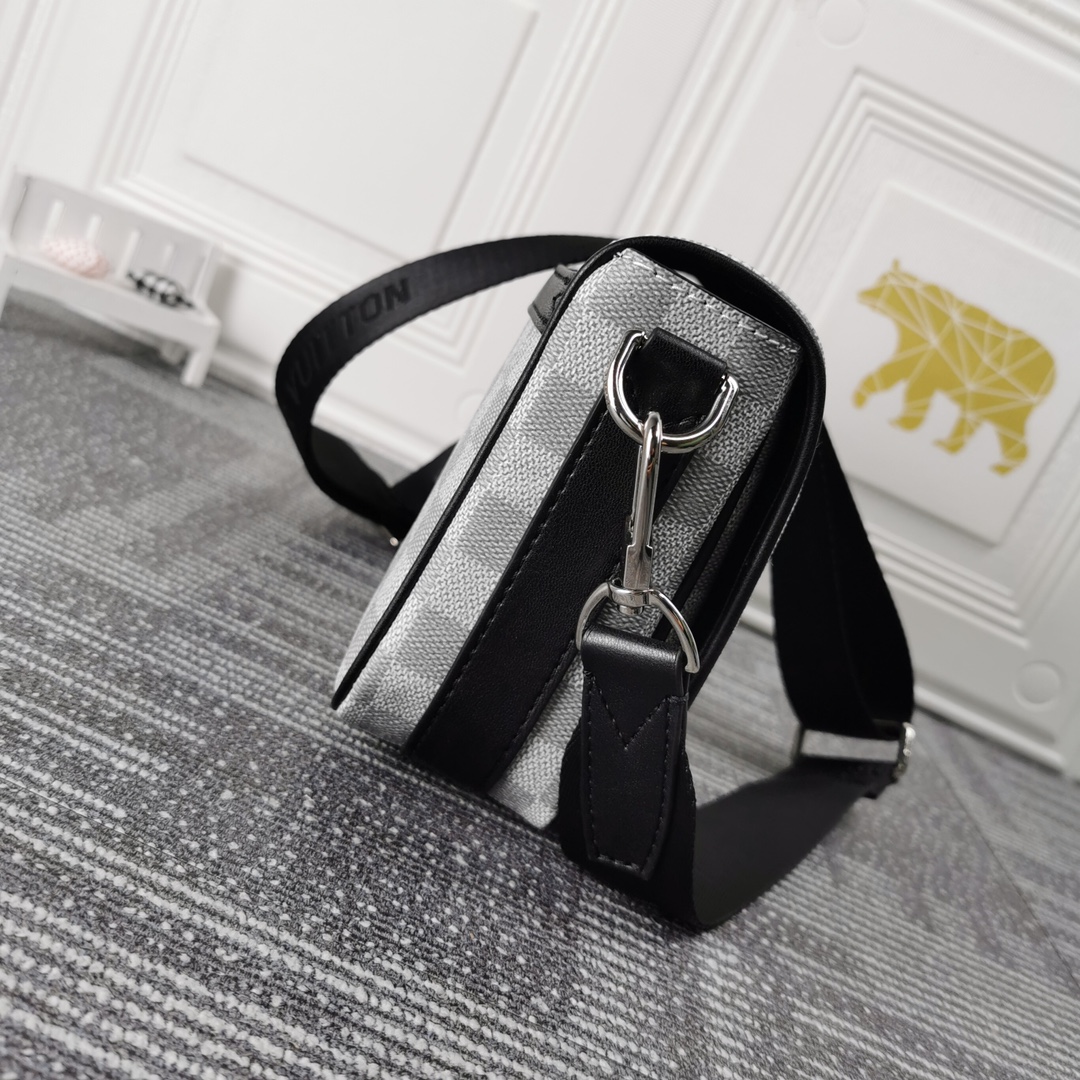 Replica Louis Vuitton Studio Messenger N50013