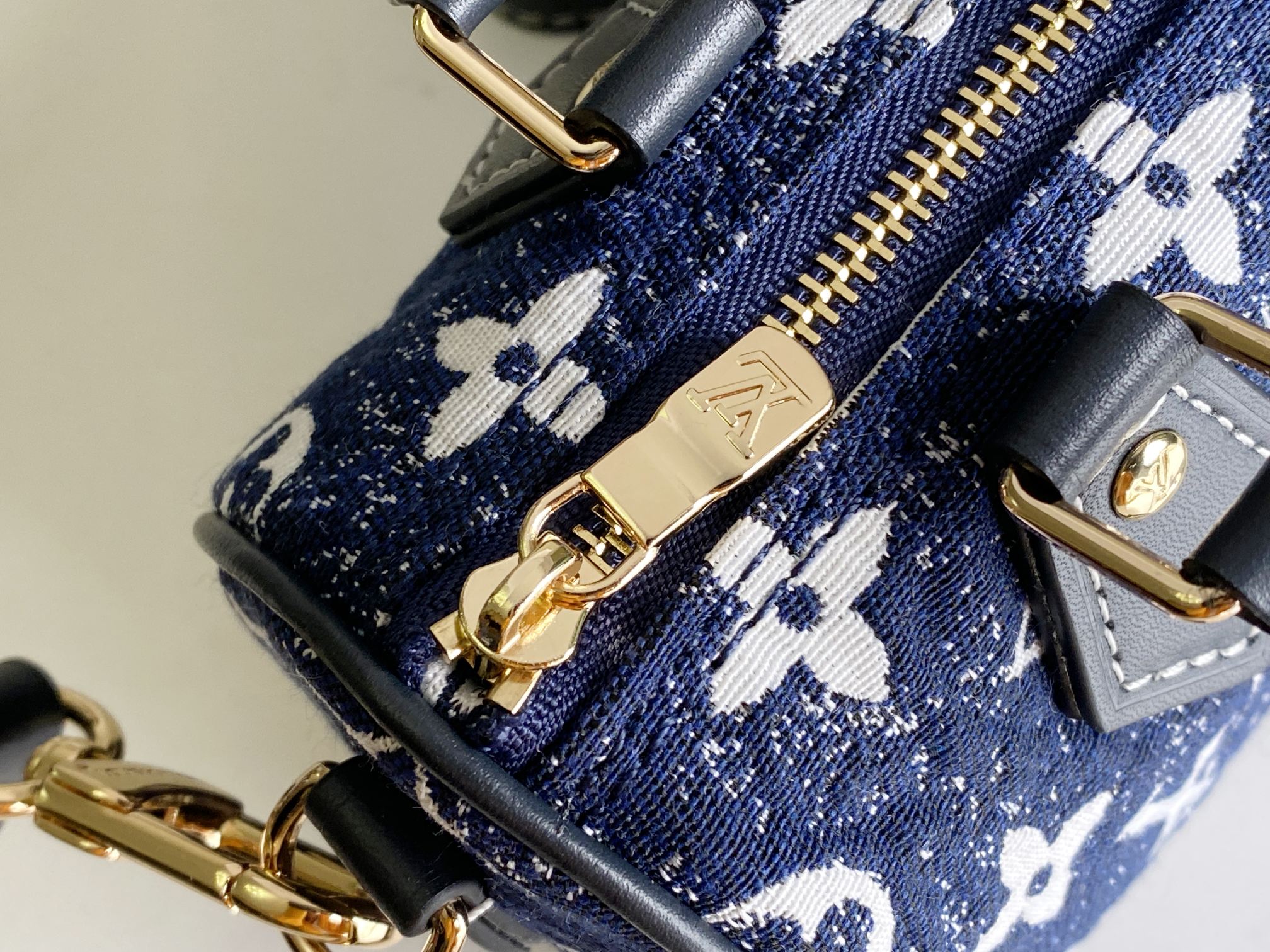 Replica Louis Vuitton Nano Speedy M81213