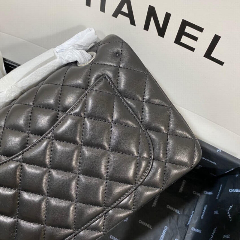 Replica Chanel Small Classic Double Flap Bag A01113 In Lambskin