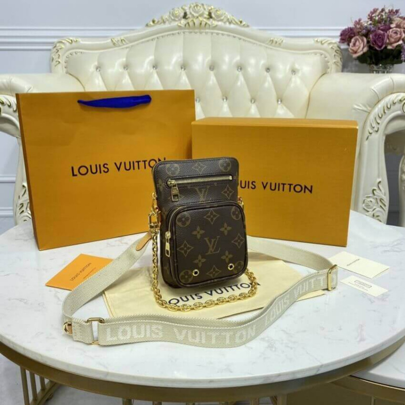 Replica Louis Vuitton Monogram Utility Phone Sleeve M80746