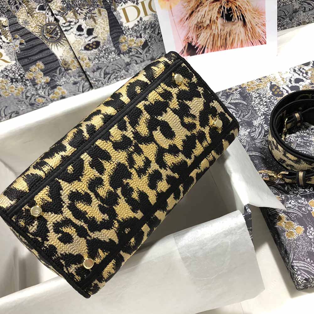 Replica Dior Aaa-Leopard Medium Lady D-Lite Bag M0566/Embroidery