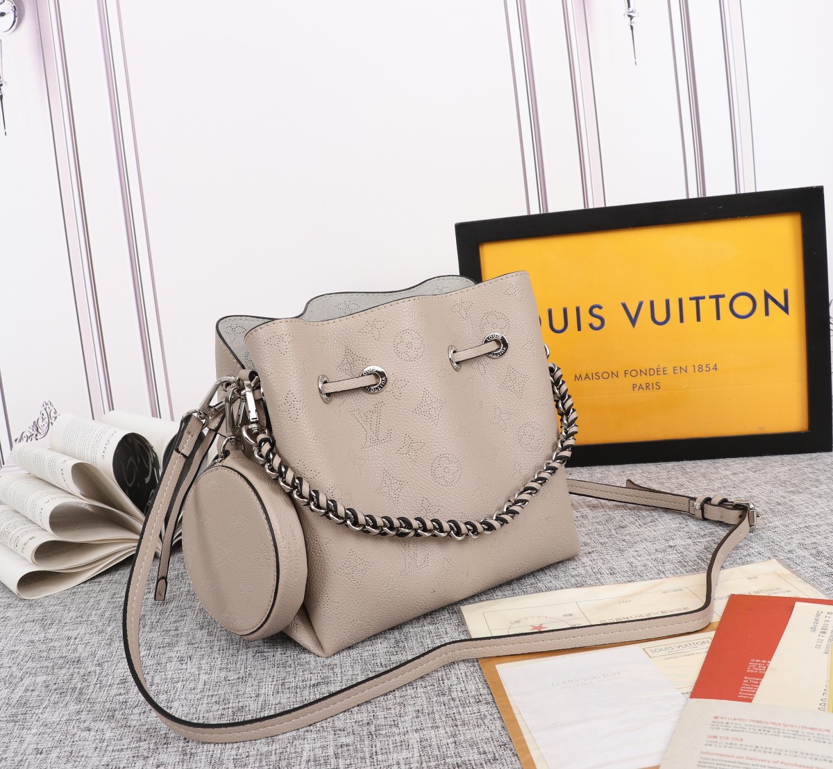 Replica Louis Vuitton Bella Bucket Bag Black/Pink/Grey