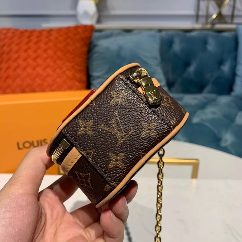 Replica Louis Vuitton Monogram Boite Chapeau Necklace M68570 M68577