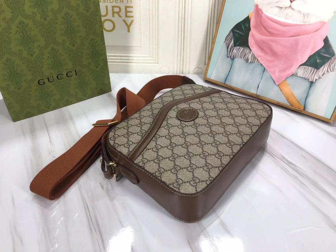 Replica Gucci Messenger Bag With Interlocking G 675891