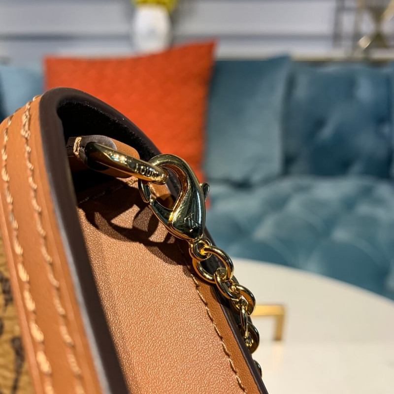 Replica Louis Vuitton Monogram Reverse Canvas Dauphine Chain Wallet M68746