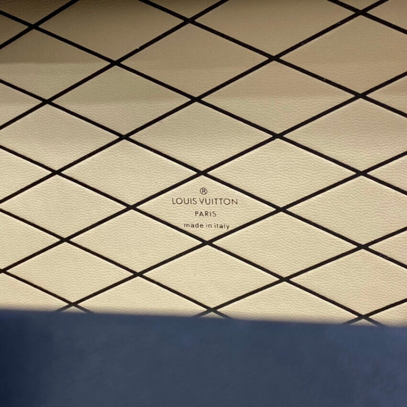 Replica Louis Vuitton Petite Malle Monogram Metal Bag M57817