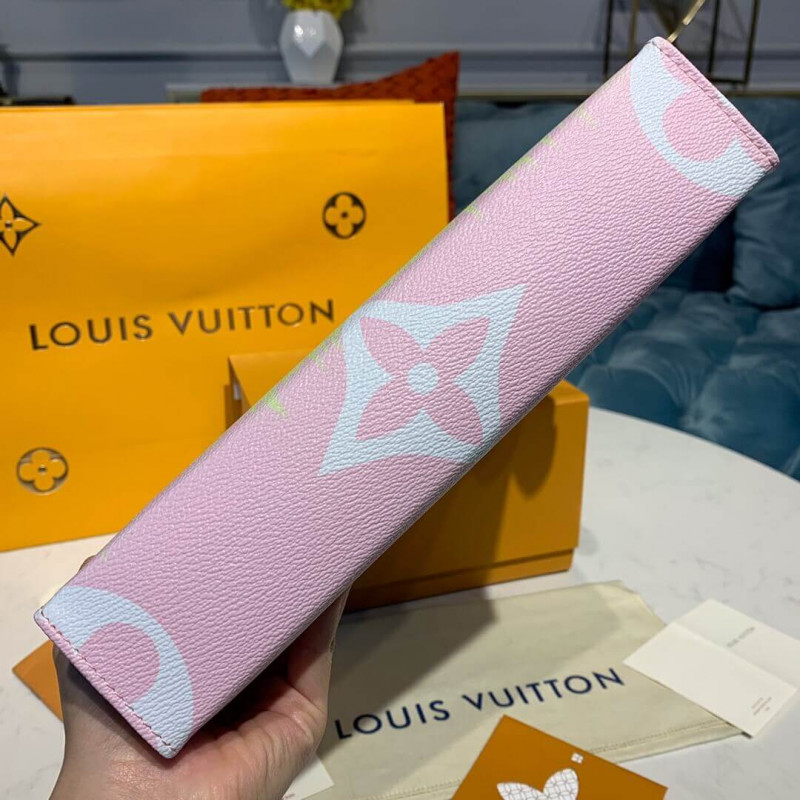 Replica Lv Escale Poche Toilette 26 M69136 M69137