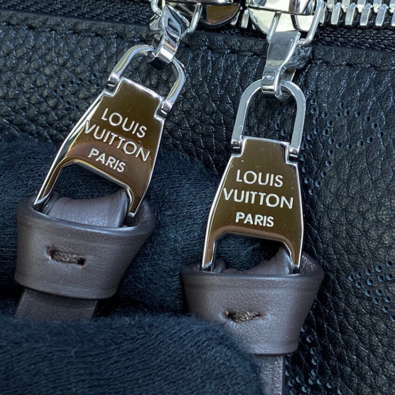 Replica Louis Vuitton Beaubourg Hobo Mm M56073 Black