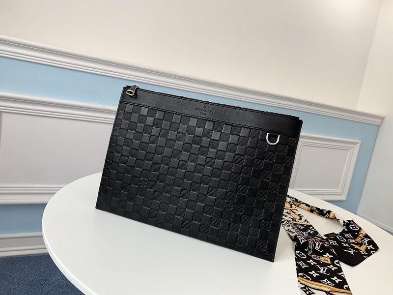 Replica Louis Vuitton Aaa- Discovery Pochette N60112