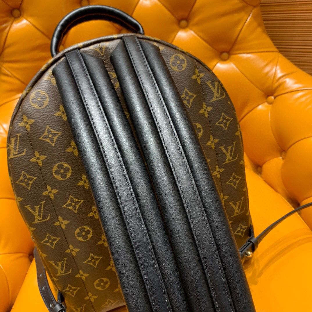 Replica Louis Vuitton Palm Springs Backpack