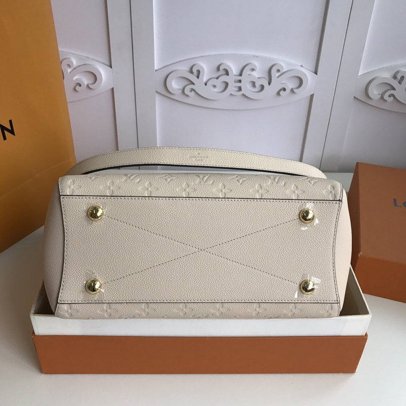 Replica Louis Vuitton Aaa-Montaigne Mm-M44061 White