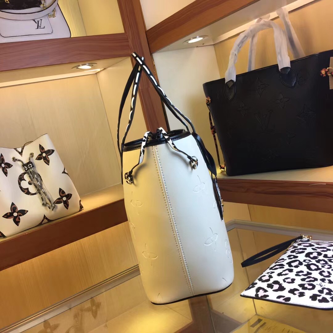 Replica Louis Vuitton Neverfull Mm Tote Black/White
