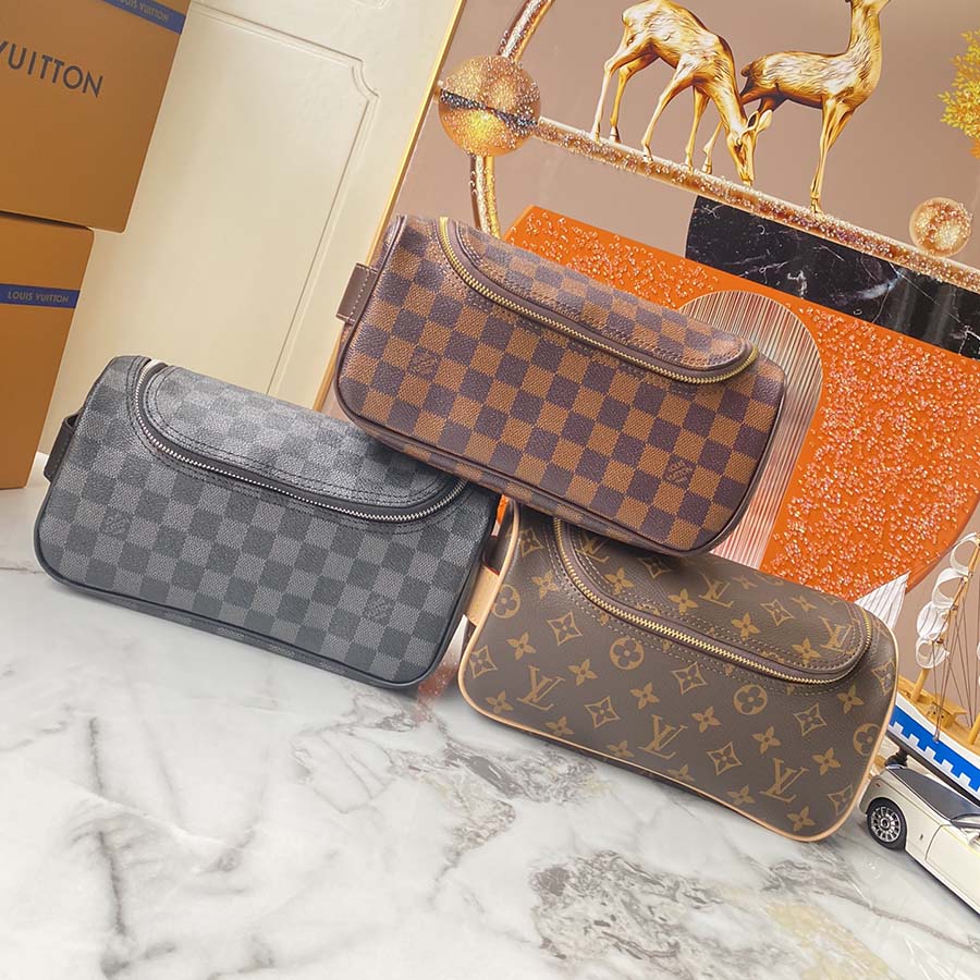 Replica Louis Vuitton Toiletry Pouch N47625