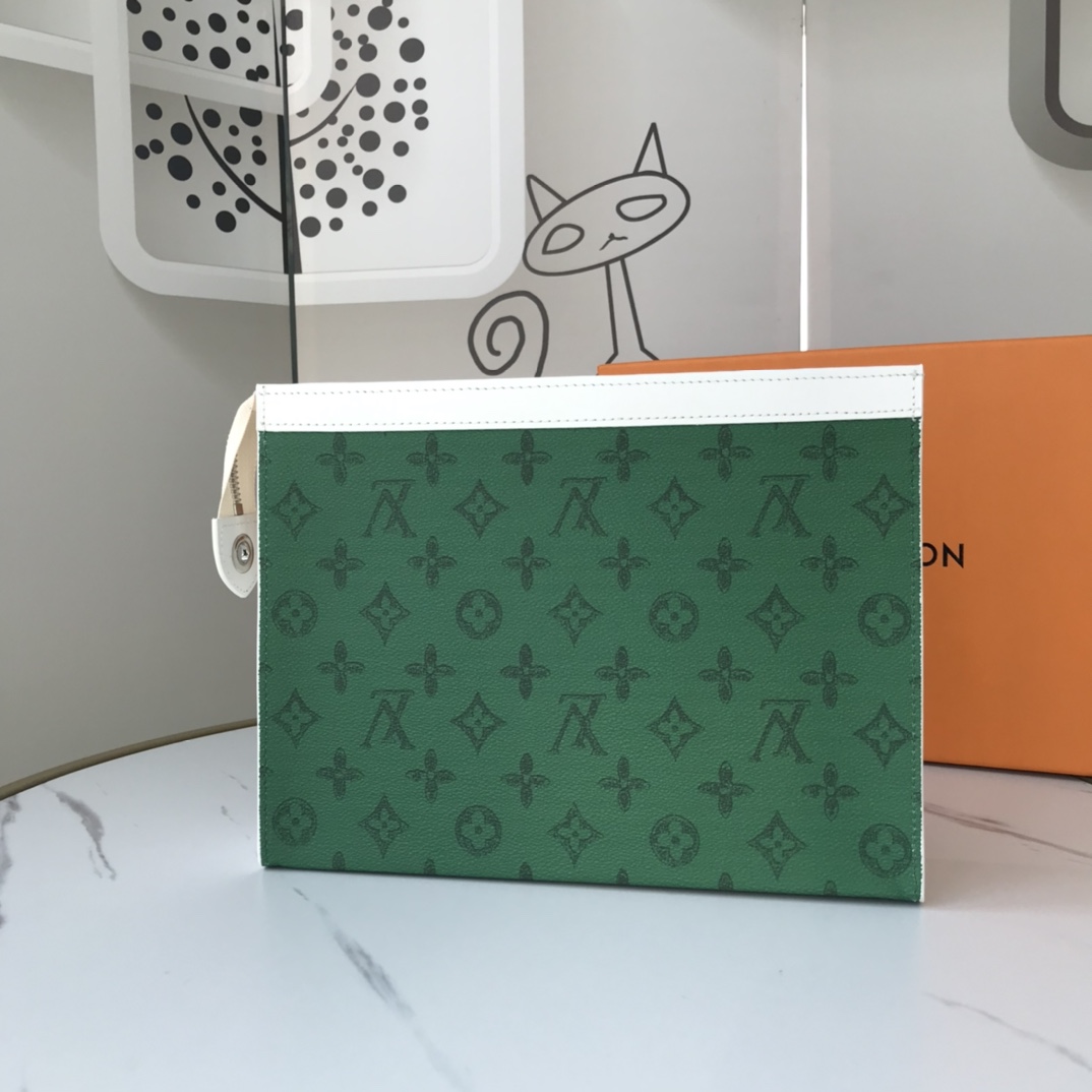 Replica Louis Vuitton Pochette Voyage Mm M30423