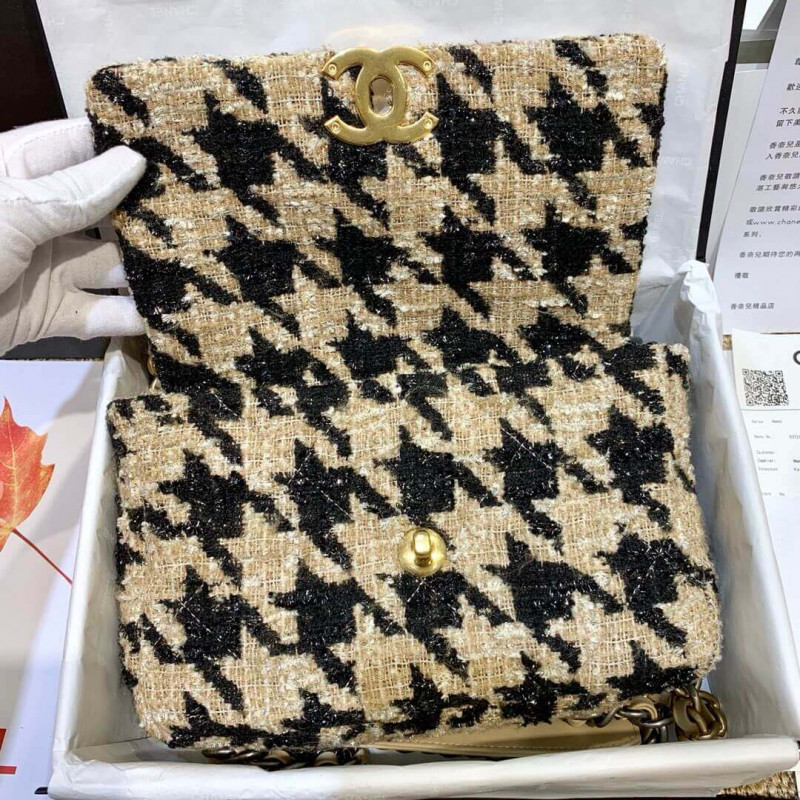 Replica Chanel 19 Tweed Maxi Flap Bag As1160