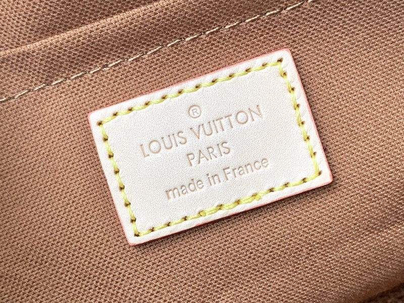 Replica Louis Vuitton Multi Pochette Accessoires-M44813 Green/Pink/Blue