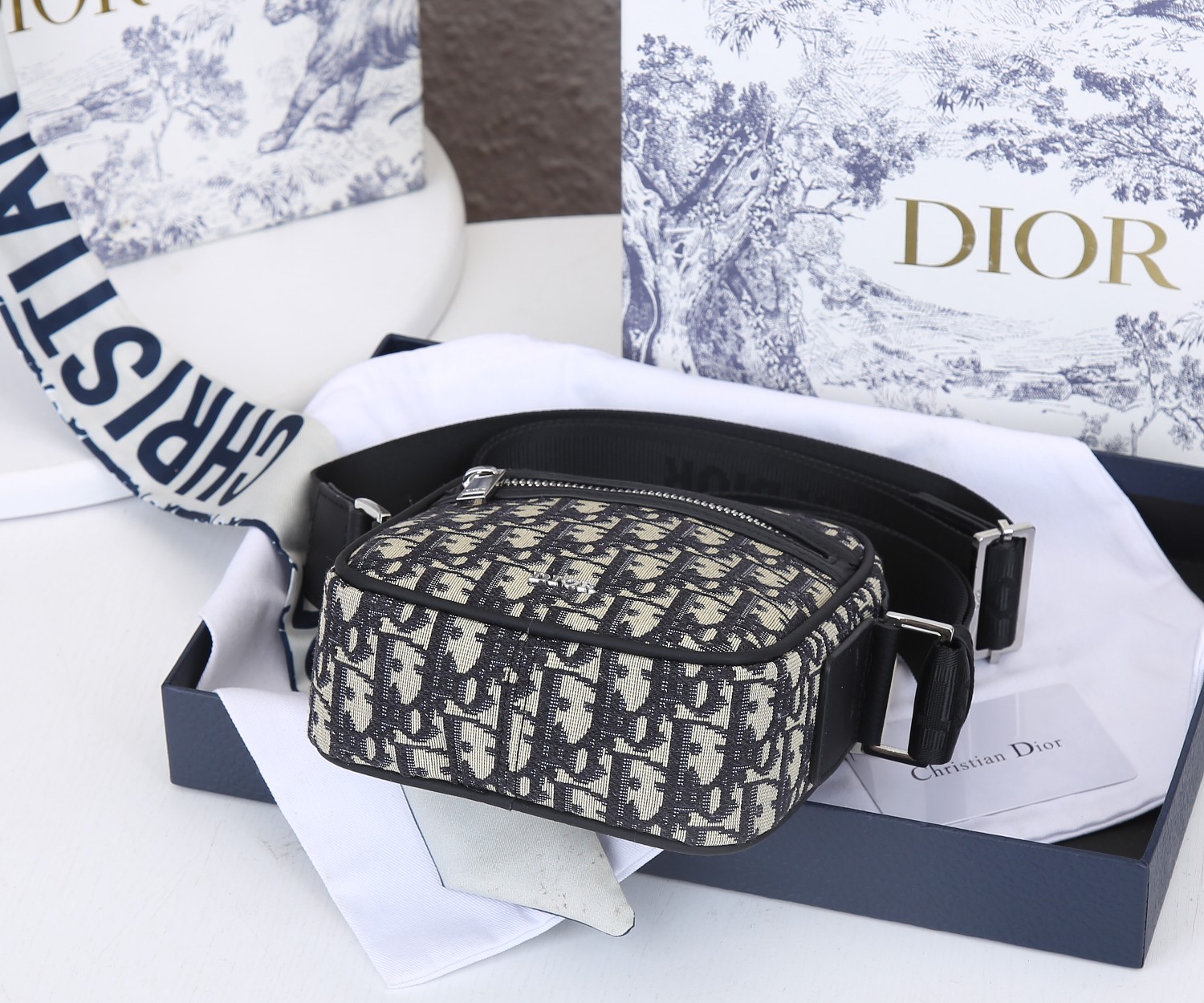 Replica Dior Messenger Pouch Black/Beige