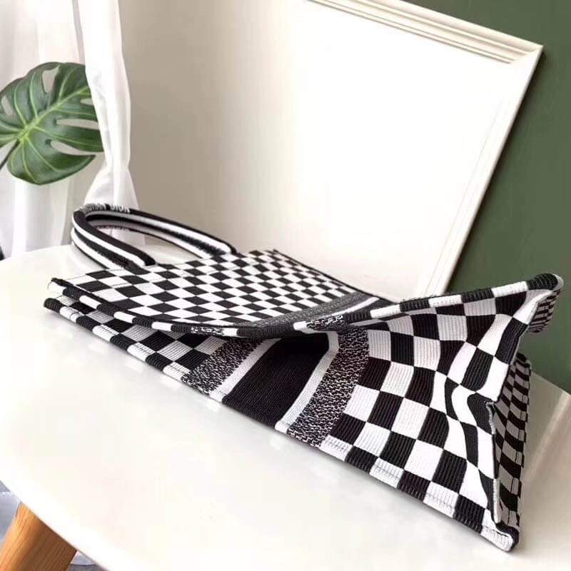 Replica Christian Dior Book Tote Black And White Bag M1286