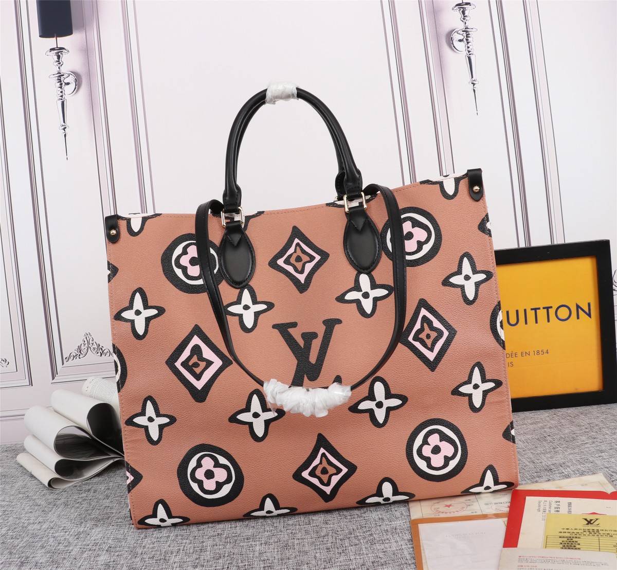 Replica Louis Vuitton Onthego Gm Carryall Black/Brown