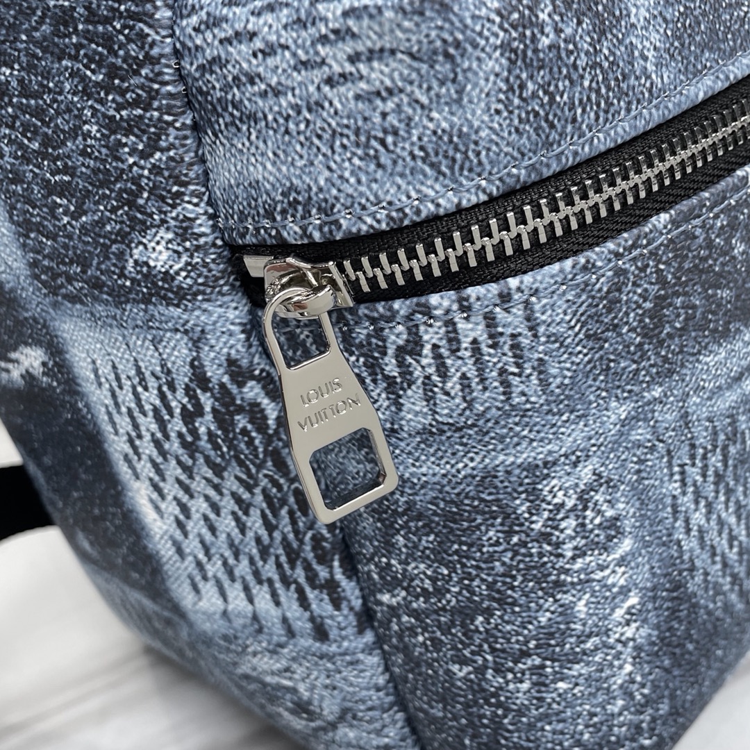 Replica Louis Vuitton Aaa-Discovery Backpack M50060