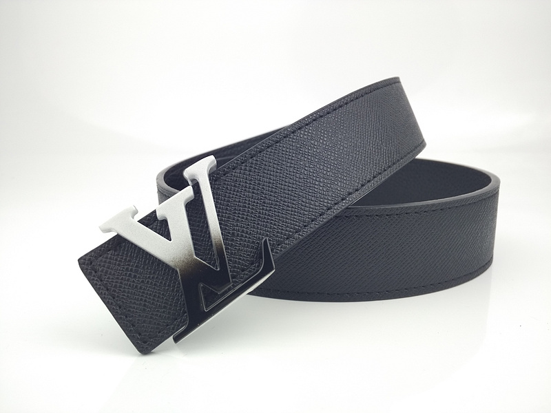 Replica Louis Vuitton Belt L212-75 38Mm White