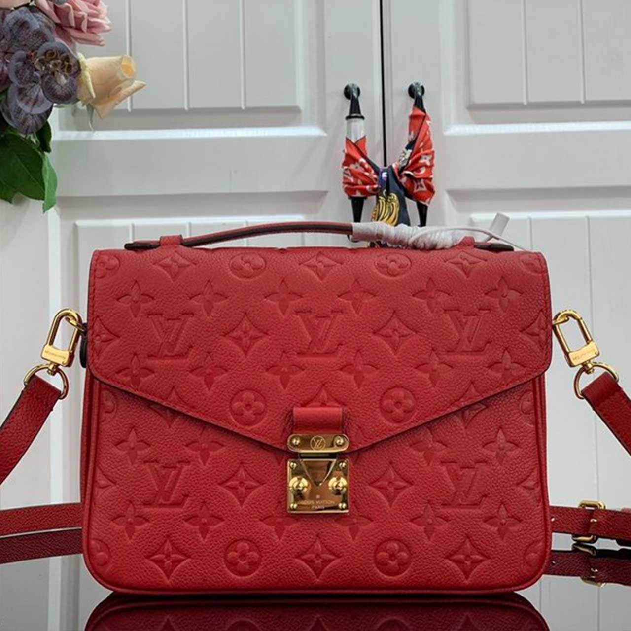 Replica Louis Vuitton Pochette Metis M44881 M44071 Beige/ Navy