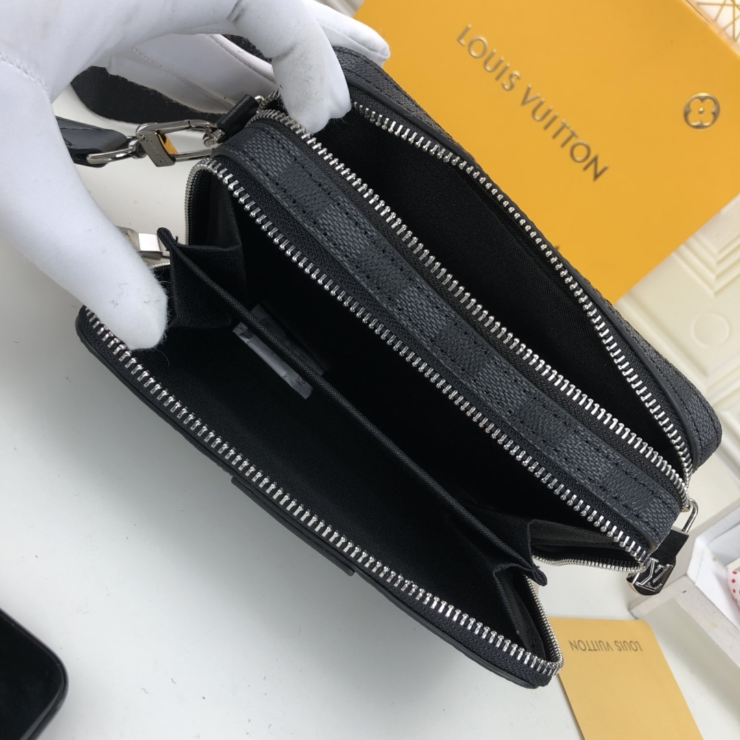 Replica Louis Vuitton Alpha Wearable Wallet
