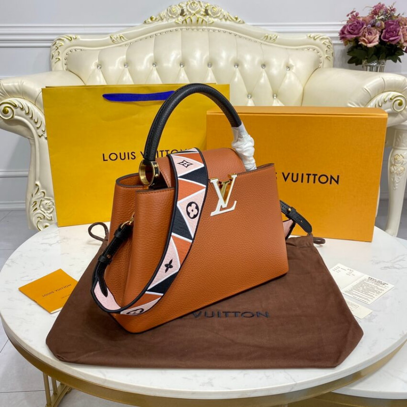 Replica Louis Vuitton Capucines Mm M59020 Gold/Noir