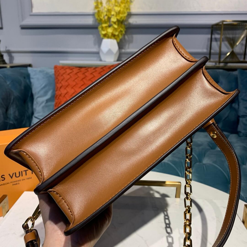 Replica Louis Vuitton Dauphine Mm M44392