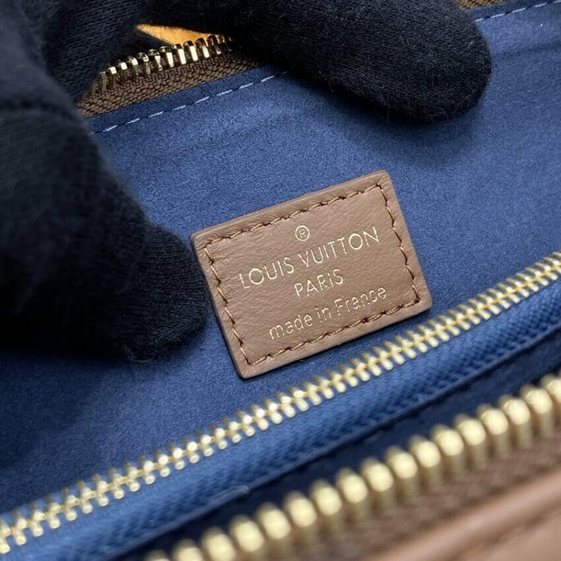 Replica Louis Vuitton Coussin Pm M59277 Taupe