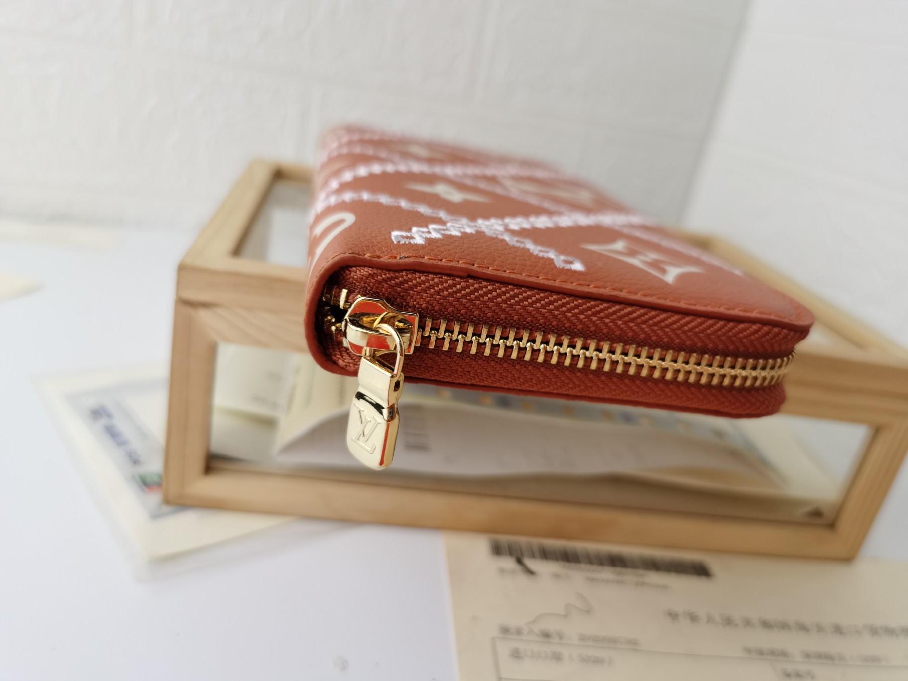 Replica Louis Vuitton Monogram Empreinte Broderies Zippy Wallet M81141