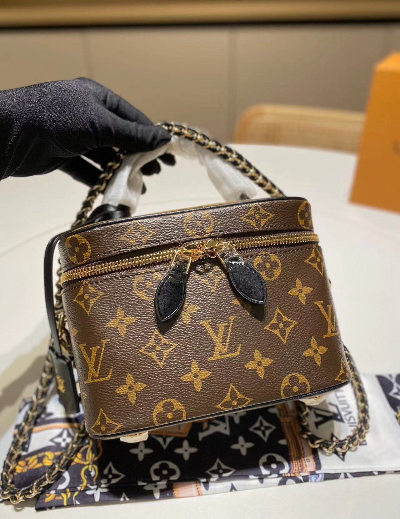 Replica Louis Vuitton Monogram Vanity Pm M45165