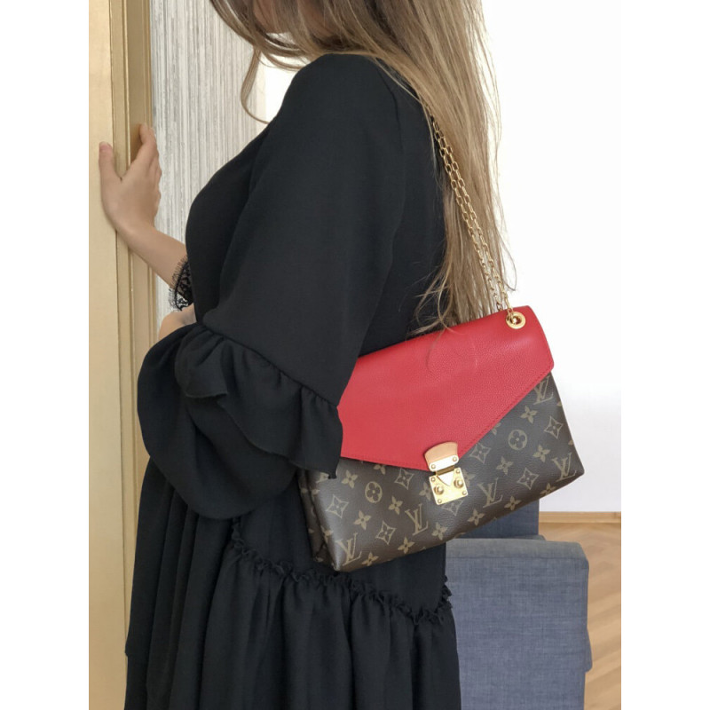 Replica Louis Vuitton Monogram Canvas Pallas Chain M41200 M41201 M41203