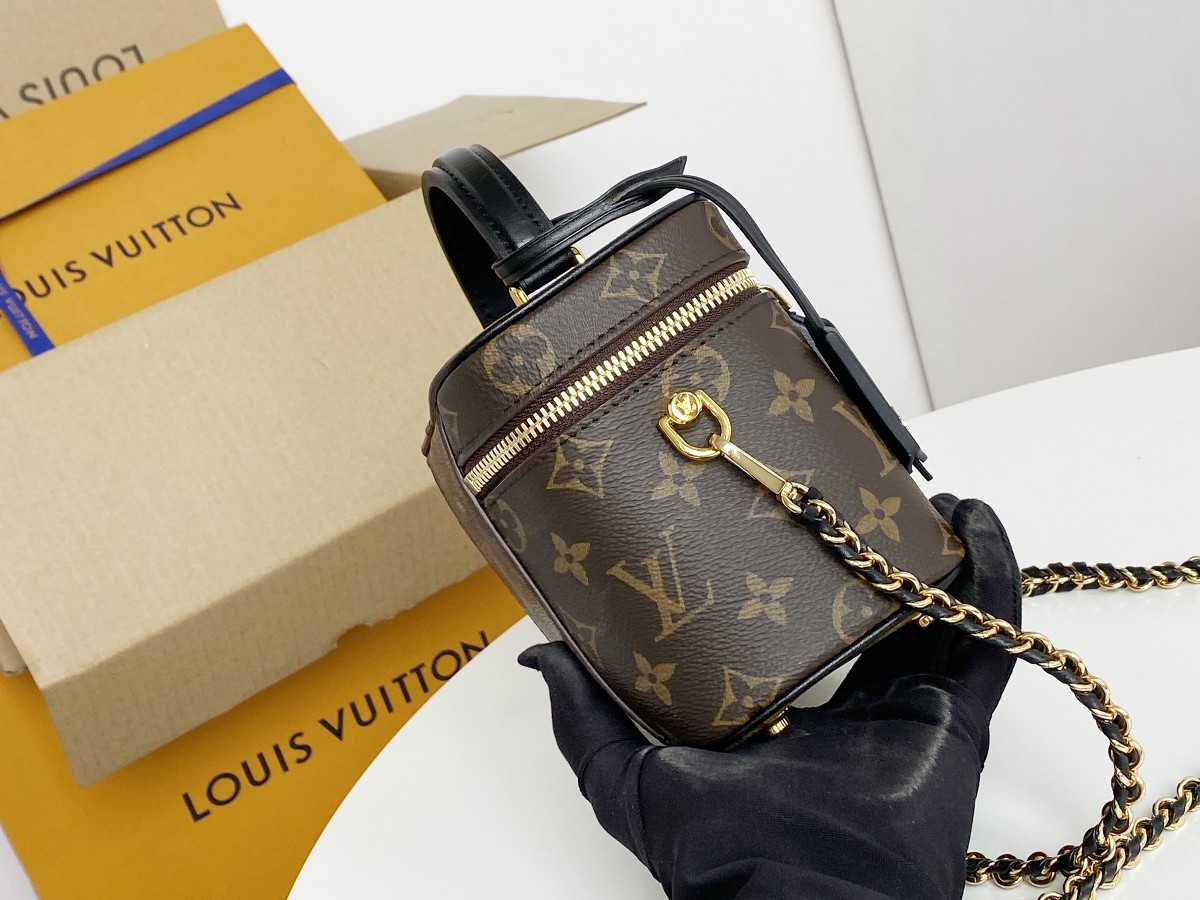 Replica Louis Vuitton Vanity Pm M45165