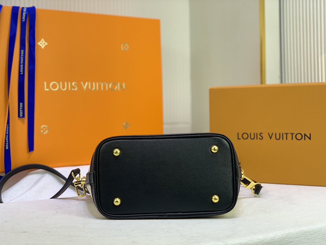 Replica Louis Vuitton Cruiser Pm Bag Black/White