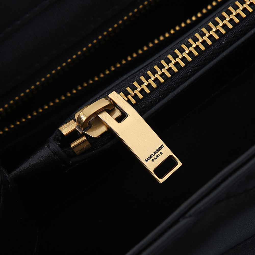 Replica Ysl Loulou Medium Bag In Matelasse “Y” Leather 1805